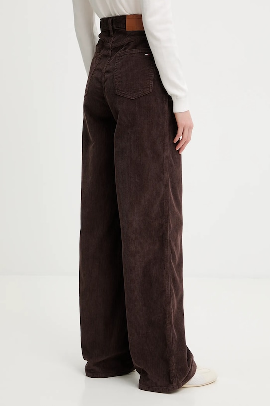 Odzież Tommy Jeans spodnie sztruksowe DW0DW21700 brązowy