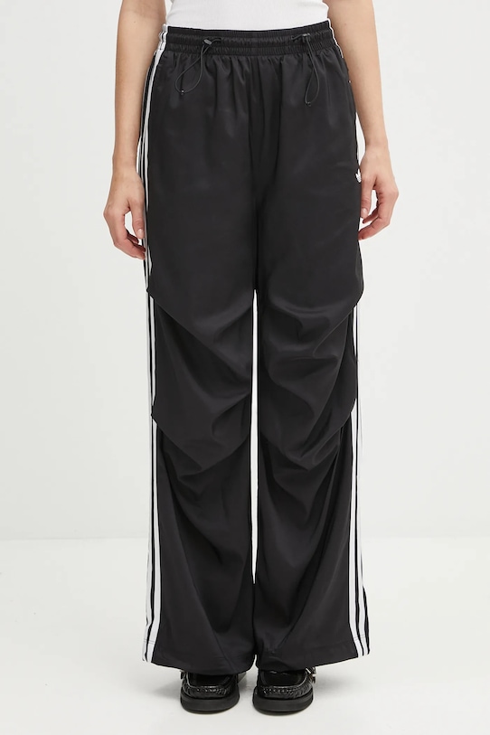 Tepláky adidas Originals Trackpant nášivka černá KE9790