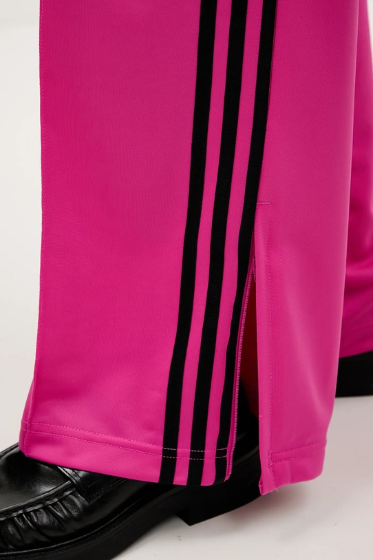 adidas Originals spodnie dresowe Firebird Tp JY2696 różowy