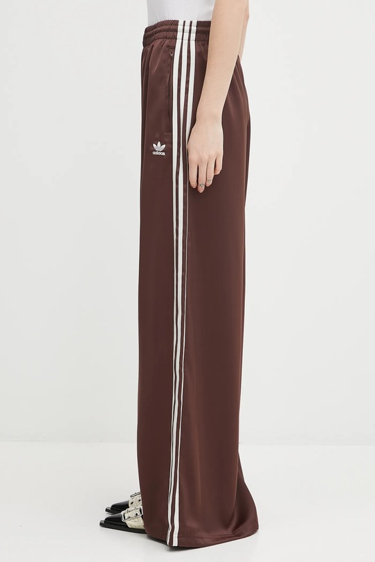 Спортен панталон adidas Originals Satin Tp Wl еластичен кафяв KD2541