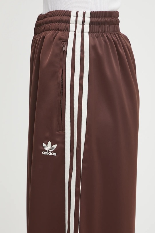 Спортен панталон adidas Originals Satin Tp Wl кафяв KD2541