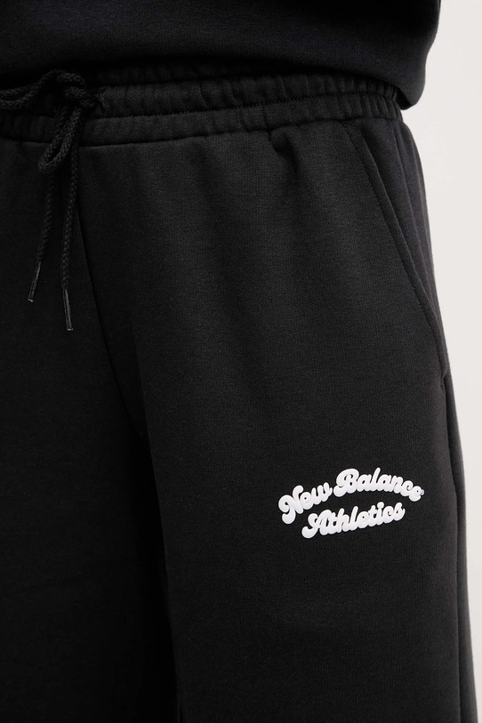 New Balance pantaloni de trening negru WP53902BK