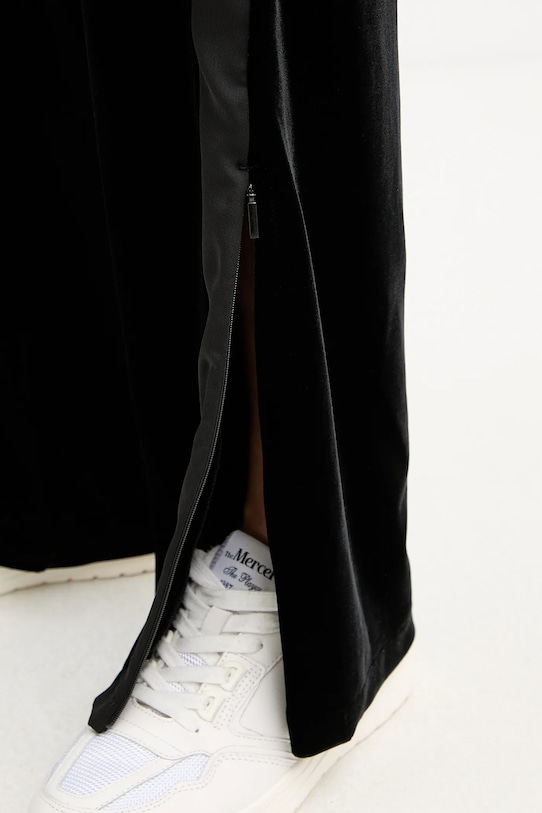 Спортивні велюрові штани Armani Exchange XW000790.AF16147 чорний