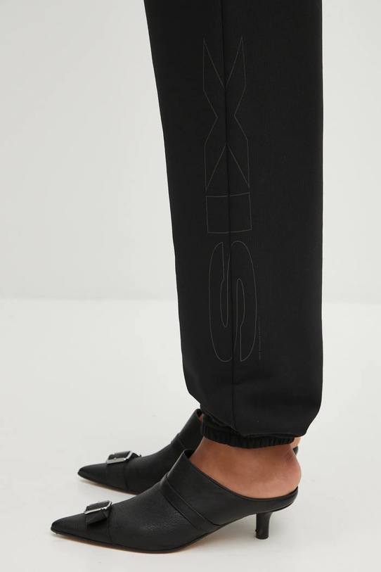 MM6 Maison Margiela spodnie dresowe czarny S52KA0544.M25013.900