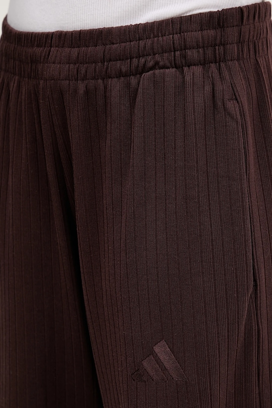 adidas spodnie dresowe All Szn Winterized brązowy KA5350