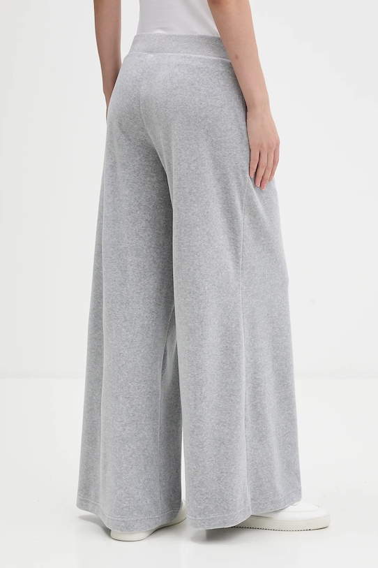 Odzież Juicy Couture spodnie dresowe welurowe JCBBJ225803 szary