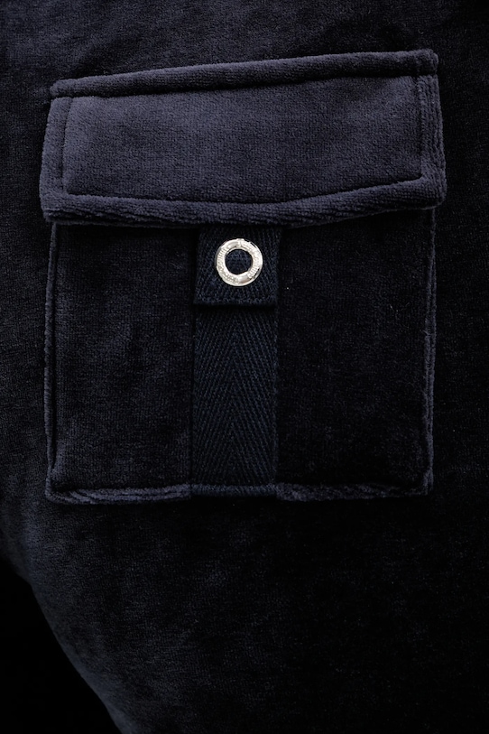 Velúrové tepláky Juicy Couture JCGBJ225010 tmavomodrá