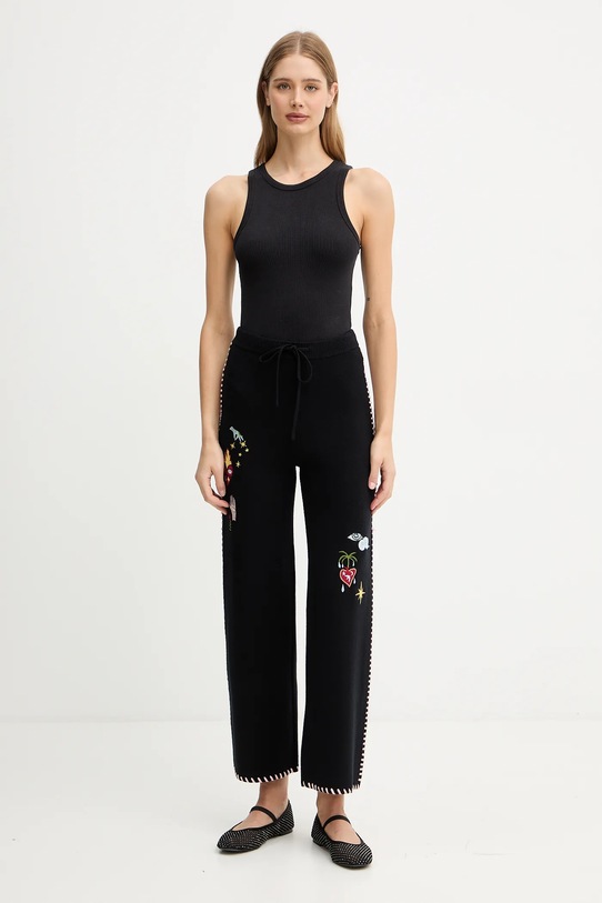 Never Fully Dressed spodnie dresowe NFDKN727 czarny AW25