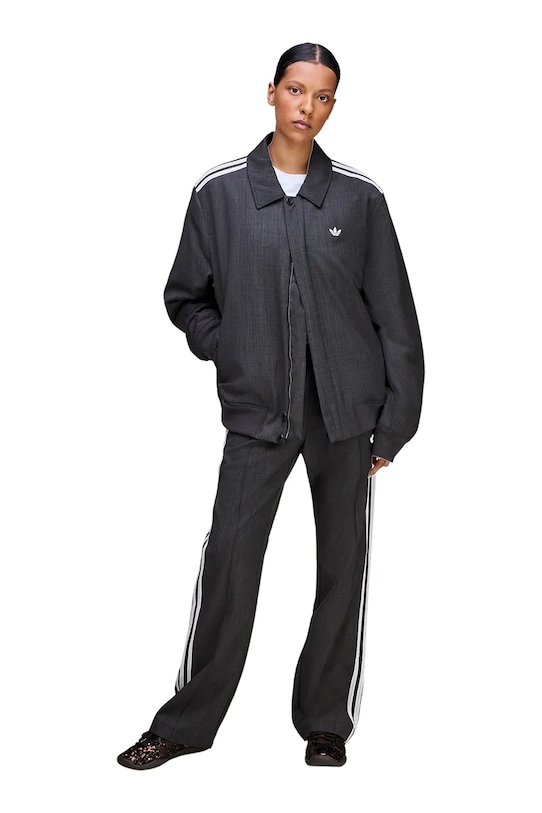 Kalhoty s příměsí vlny adidas Originals x Wales Bonner Wool Pant jednoduchý šedá KB2318