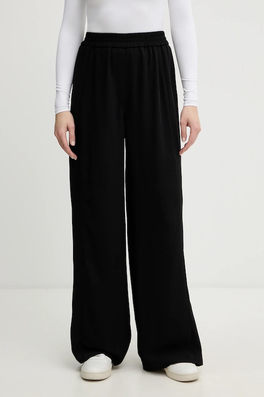 Lacoste spodnie tkanina czarny HF2627