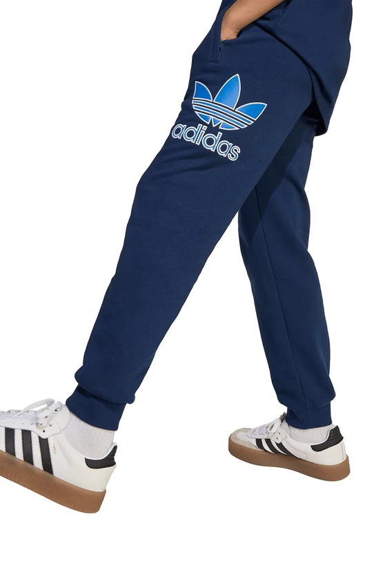Dětské bavlněné tepláky adidas Originals JV8577