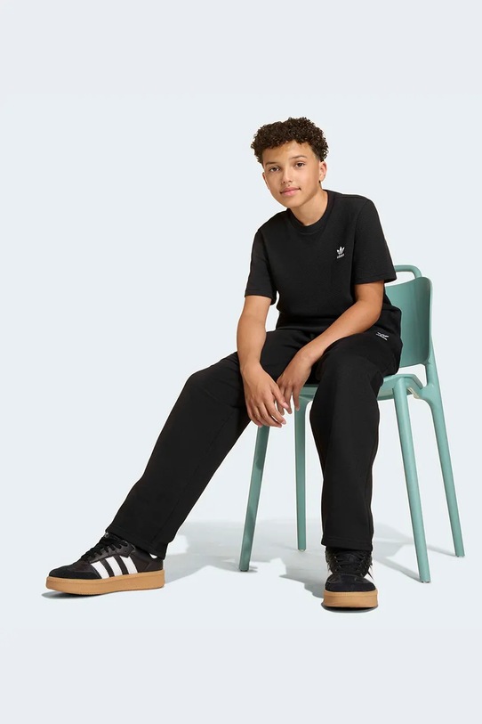 adidas Originals teplákové nohavice detské čierna JW8764