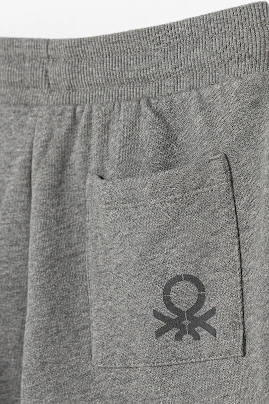 United Colors of Benetton spodnie dresowe dziecięce szary 3EB5GF04A.P.reproposed