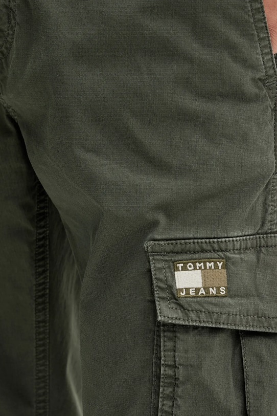 Hlače Tommy Jeans zelena DM0DM22003