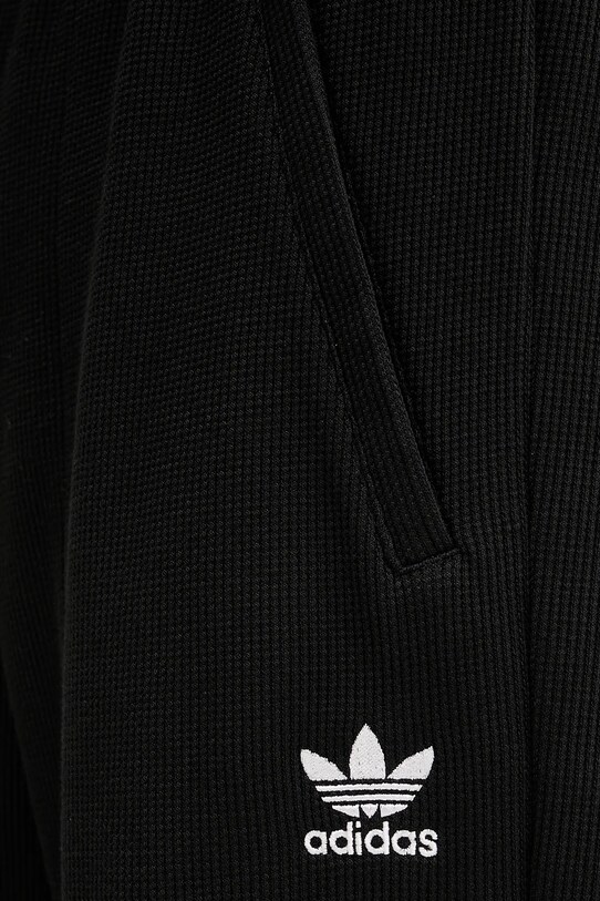 Спортивні штани adidas Originals Essentials JW0975 чорний