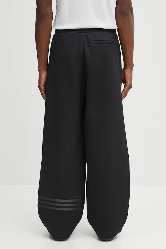 Abbigliamento adidas Originals pantaloni tuta Neuclassics JW5445 nero