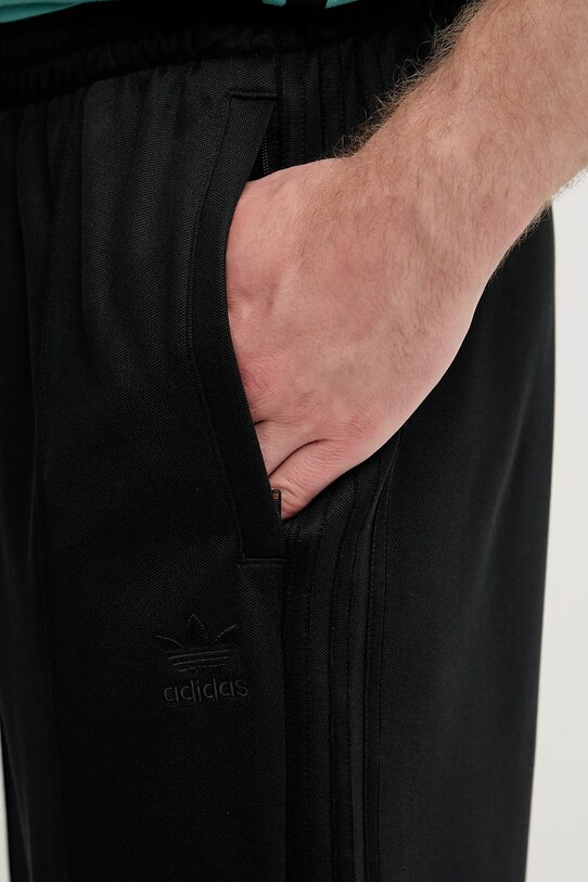 adidas Originals melegítőnadrág Baggy TP fekete JY1417