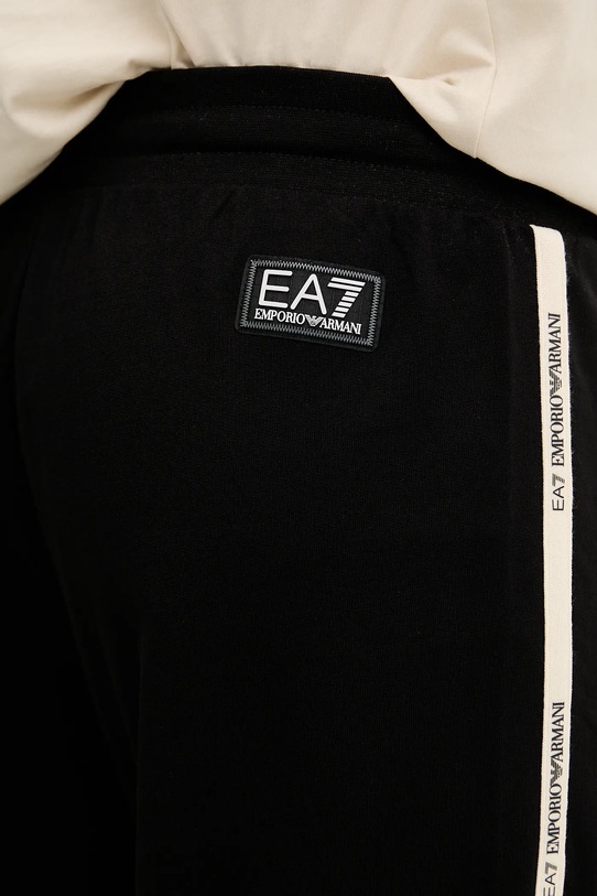 EA7 Emporio Armani spodnie dresowe bawełniane czarny AF13512.7M001756