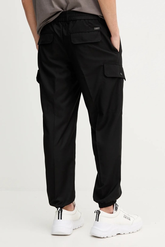 Odzież Armani Exchange spodnie XM001208.AF12041 czarny