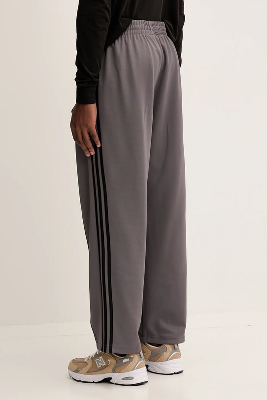 Îmbrăcăminte adidas Originals pantaloni de trening Baggy Tp JY1421 gri