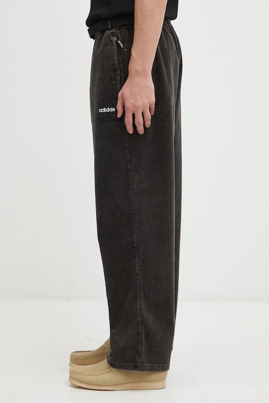 Хлопковые брюки adidas Originals EQT Pant JV7658 чёрный AW25