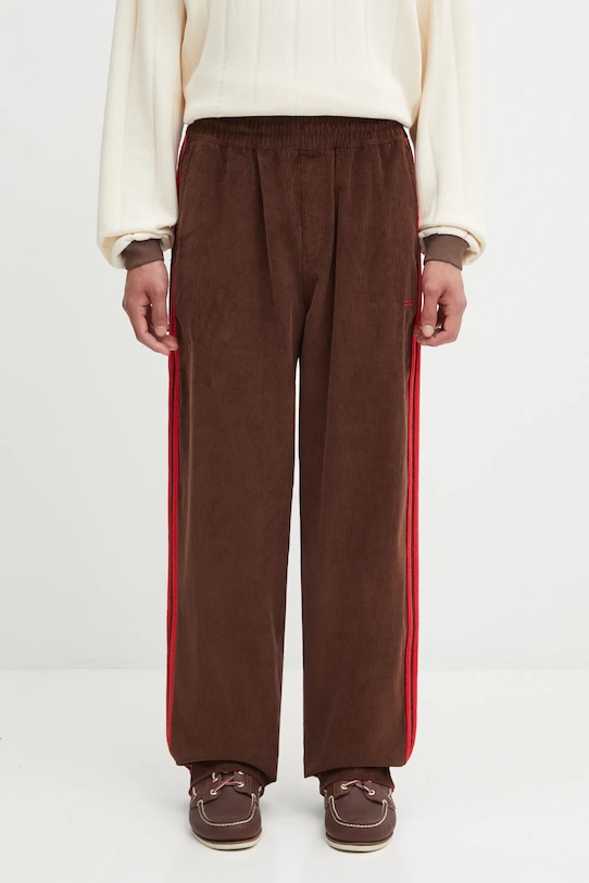 Памучен спортен панталон adidas Originals Cord Pant JX3108 кафяв AW25
