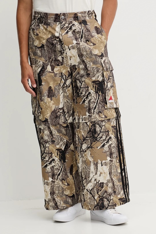 Памучен панталон adidas Originals OG Camo Pant памук бежов KD6256
