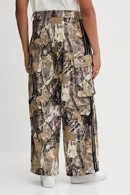 Дрехи Памучен панталон adidas Originals OG Camo Pant KD6256 бежов