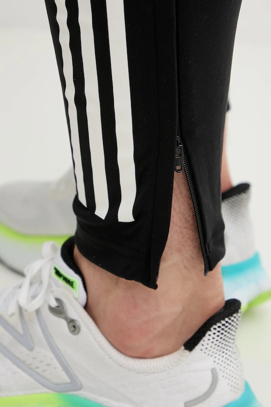 Спортен панталон adidas Performance Tiro черен JW4356