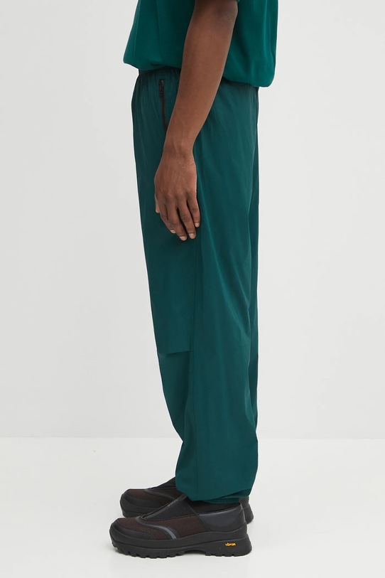 The North Face spodnie Redbox NF0A8EFV1KI1 zielony AW25