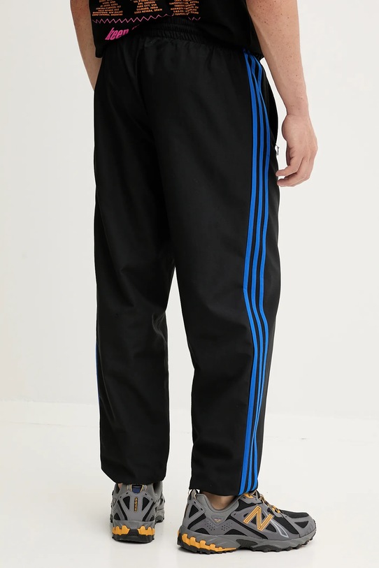 Одяг Спортивні штани adidas Originals Brushed WVN JX3078 чорний