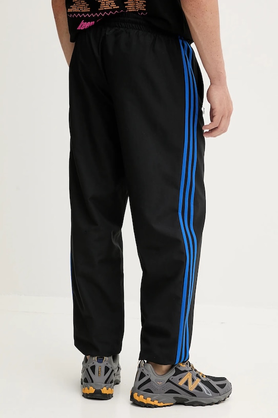 Одяг Спортивні штани adidas Originals Brushed WVN JX3078 чорний