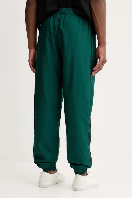 Дрехи Спортен панталон adidas Originals Brushed WVN JX3079 зелен