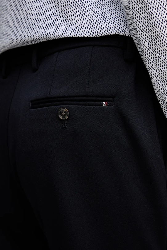 Tommy Hilfiger spodnie granatowy MW0MW39734