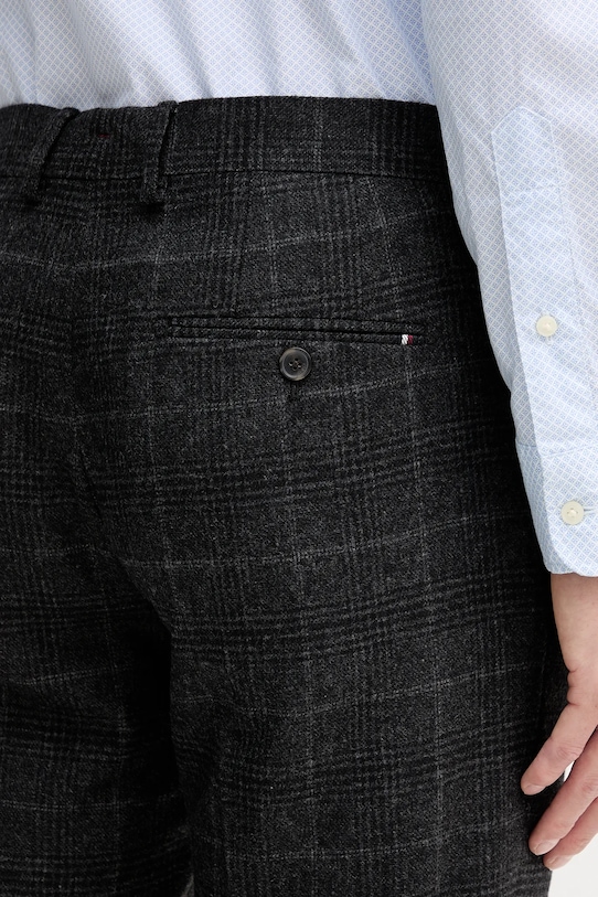 Tommy Hilfiger spodnie z domieszką wełny szary MW0MW40782