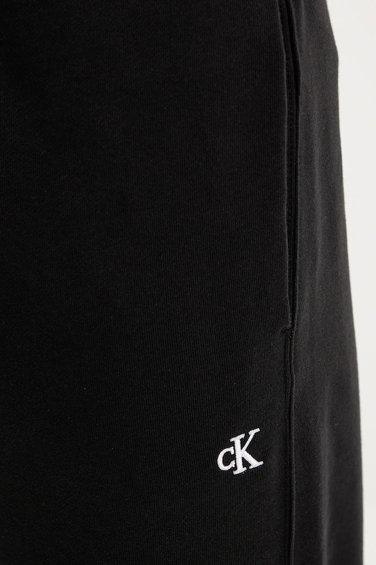 Βαμβακερό παντελόνι Calvin Klein Jeans μαύρο LV04RD241G