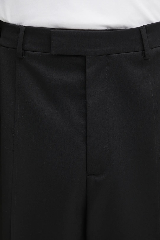 VETEMENTS spodnie wełniane Cut Baggy Tailored czarny UH76TP350B