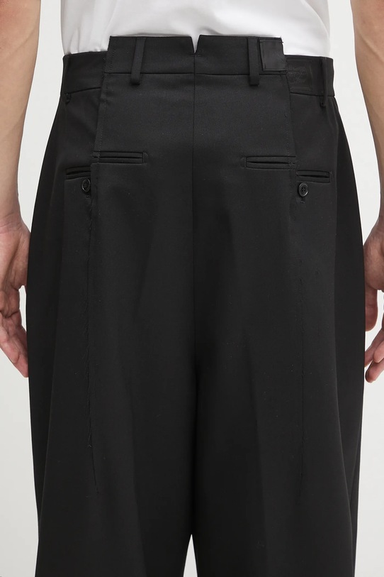 VETEMENTS spodnie wełniane Cut Baggy Tailored UH76TP350B czarny