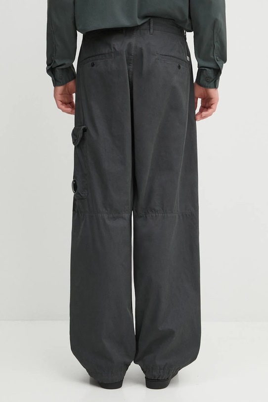 Oblečenie Bavlnené nohavice C.P. Company 19CMPA065A110324G sivá