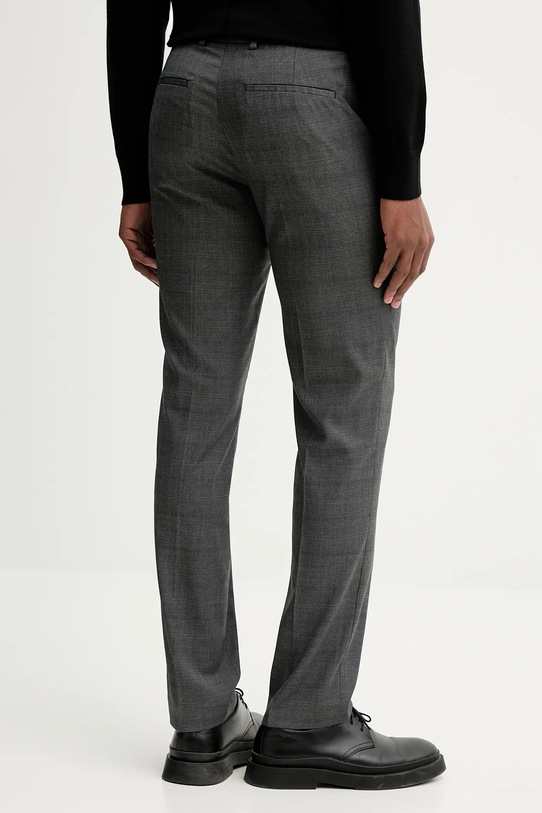 Odzież Calvin Klein spodnie LV04LD471G szary