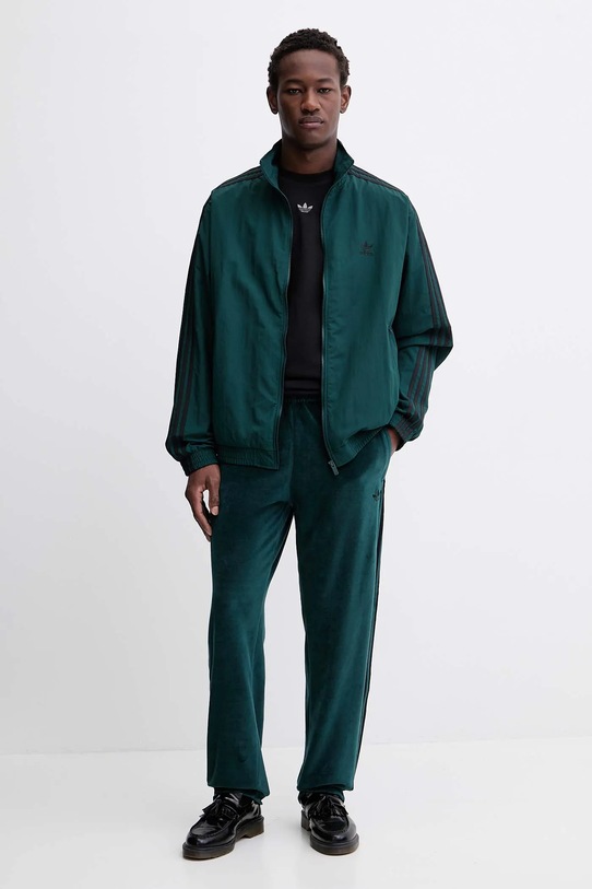 adidas Originals spodnie dresowe welurowe Sst Tp JX1551 zielony AW25