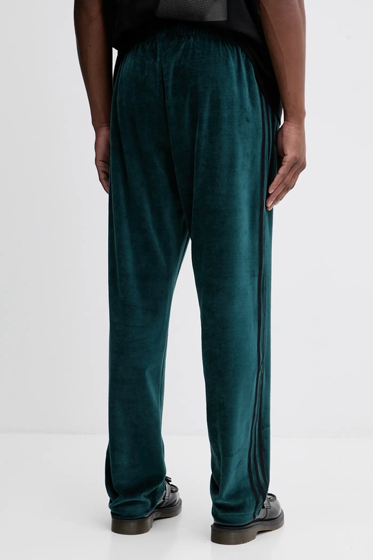 Odzież adidas Originals spodnie dresowe welurowe Sst Tp JX1551 zielony