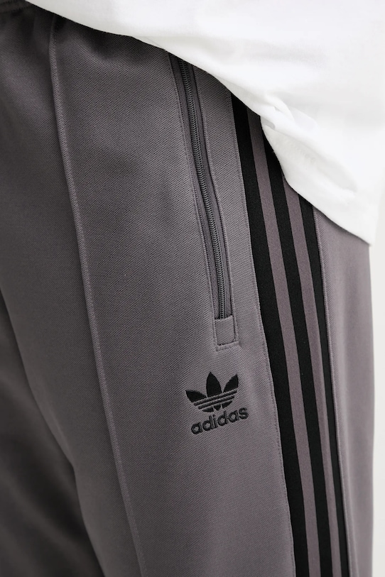 adidas Originals melegítőnadrág Classic Tp barna JY1274