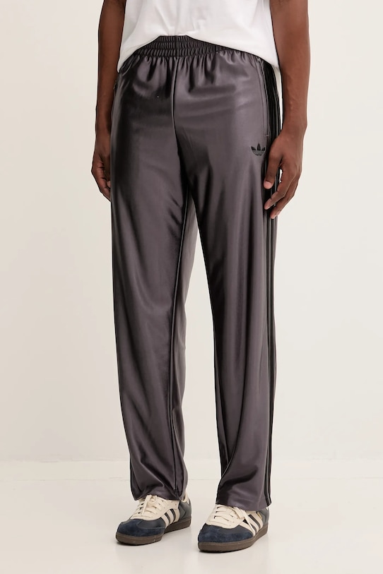 adidas Originals melegítőnadrág Firebird Tp aplikációval lila JW5959