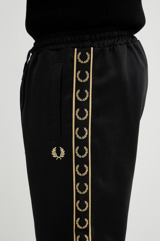 Fred Perry spodnie dresowe czarny T5507