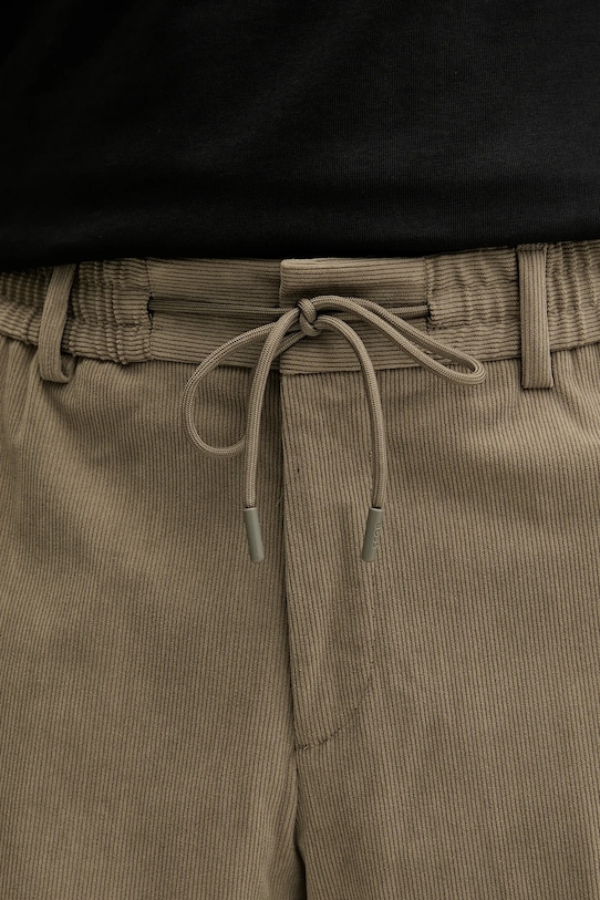 BOSS spodnie sztruksowe zielony 50549390