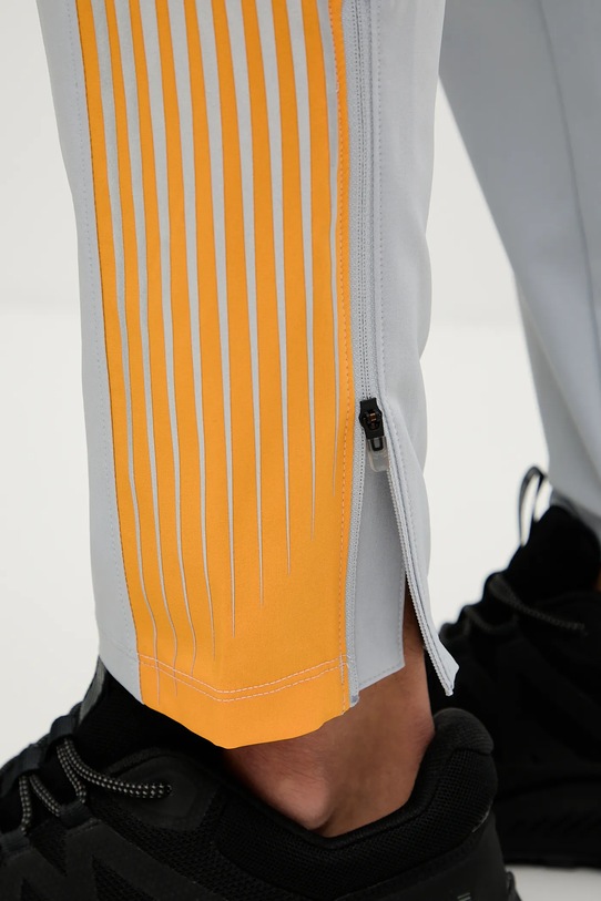 Under Armour pantaloni de antrenament Velociti Storm 6005899 gri