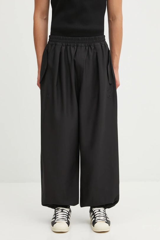 adidas Originals joggers Wc Twill Tp applique black KD9349