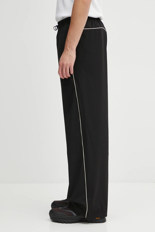 Îmbrăcăminte Rains pantaloni de trening Rains x Umbro 20900.01 negru