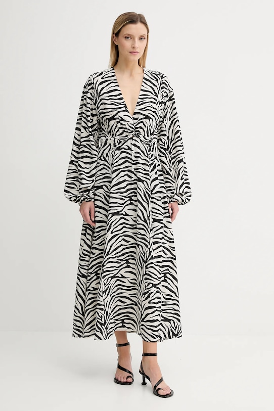 Šaty Gestuz maxi černá 10910422